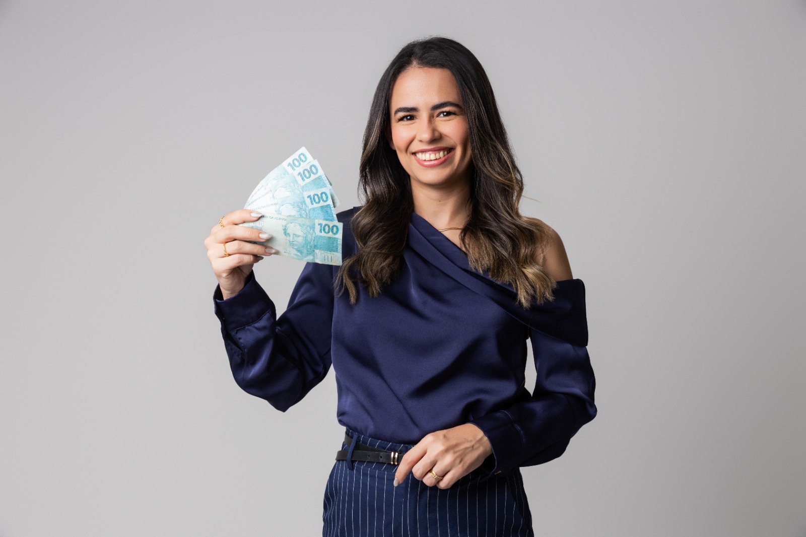 Maria, CEO da Azul Empréstimo unidade Indaial
